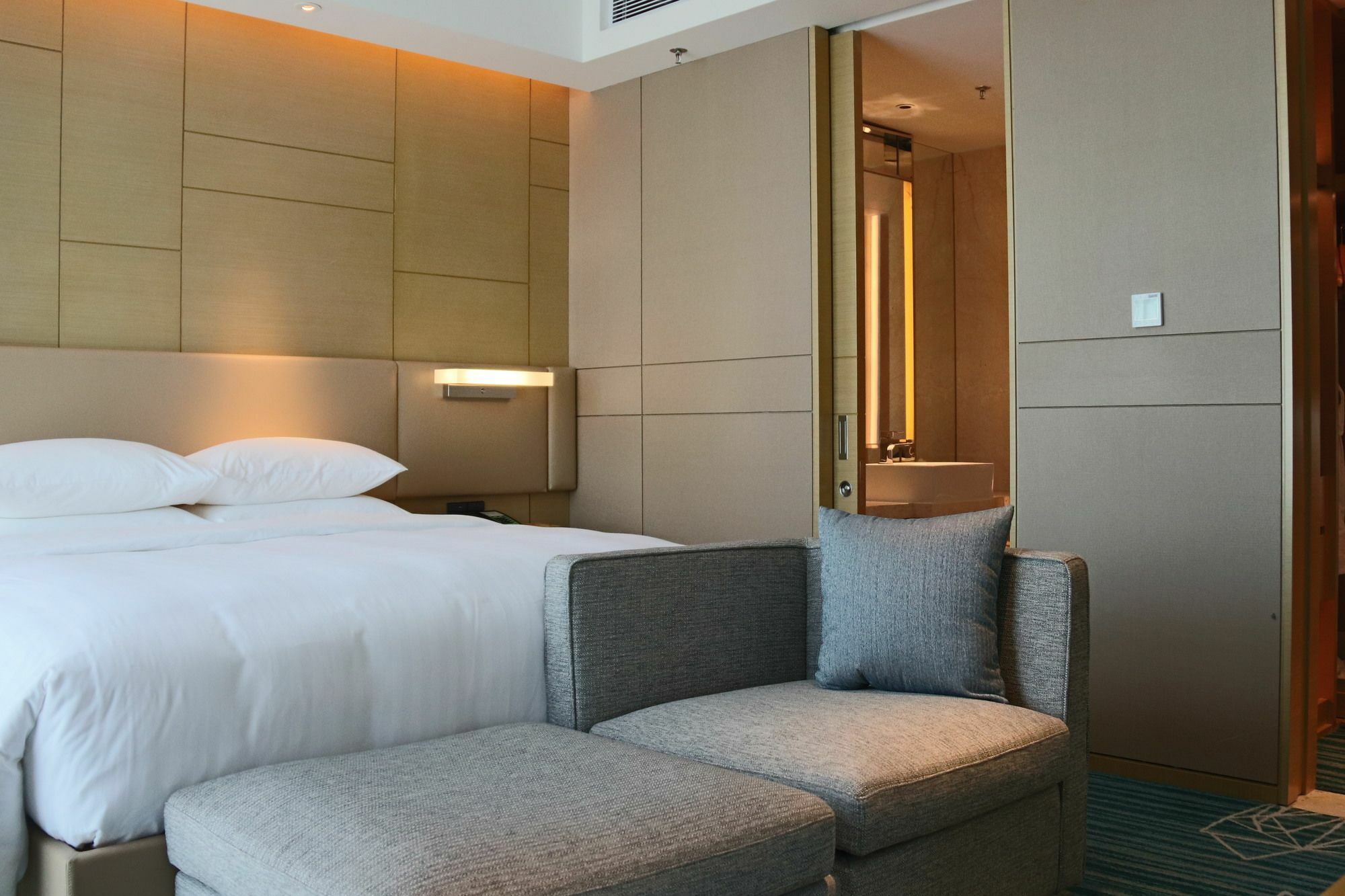 Courtyard By Marriott Shunde Longjiang, Near Furniture Fair Exterior foto
